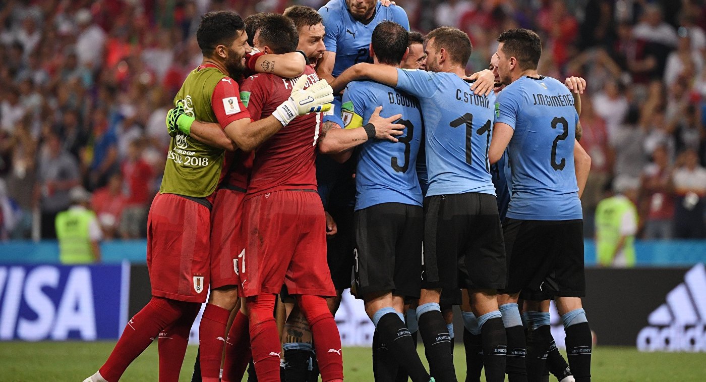 Дубль Кавани: сборная Уругвая отправила Португалию домой