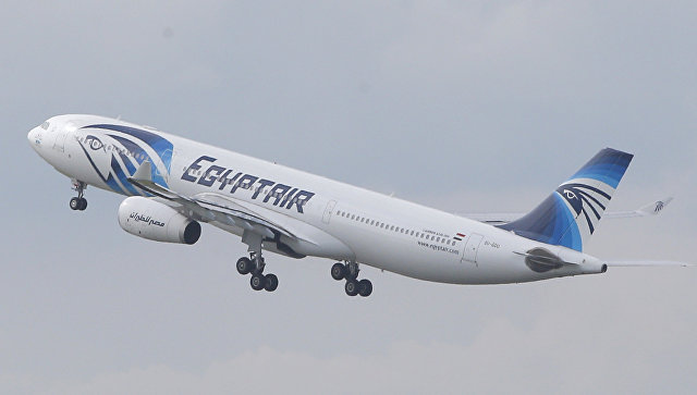 Во Франции назвали возможную причину крушения самолета EgyptAir в 2016 году