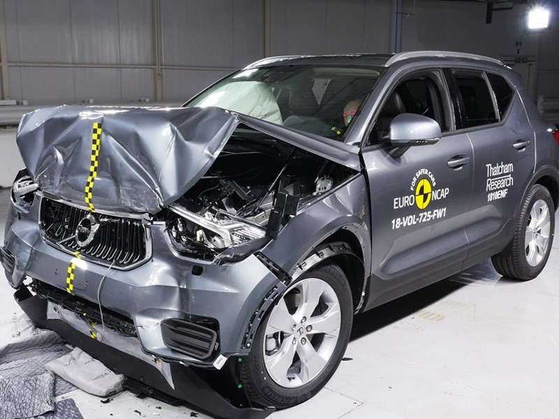 Краш-тесты Euro NCAP: еще двое «отличников»