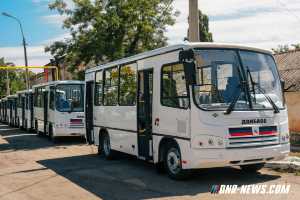 Тринадцать новых автобусов переданы Новоазовскому району и ГП "Автовокзалы Донбасса"