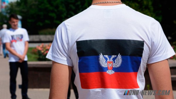 В Минске белорусские бандеровцы жестоко избили мужчину за футболку с символикой ДНР