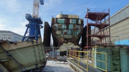 Россия намерена начать демонтаж одного из самых радиоактивных кораблей