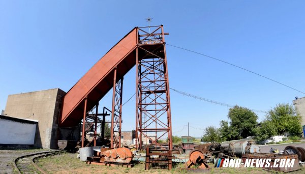 На шахтоуправлении "Волынское" произошла авария, судьба четырех горняков неизвестна