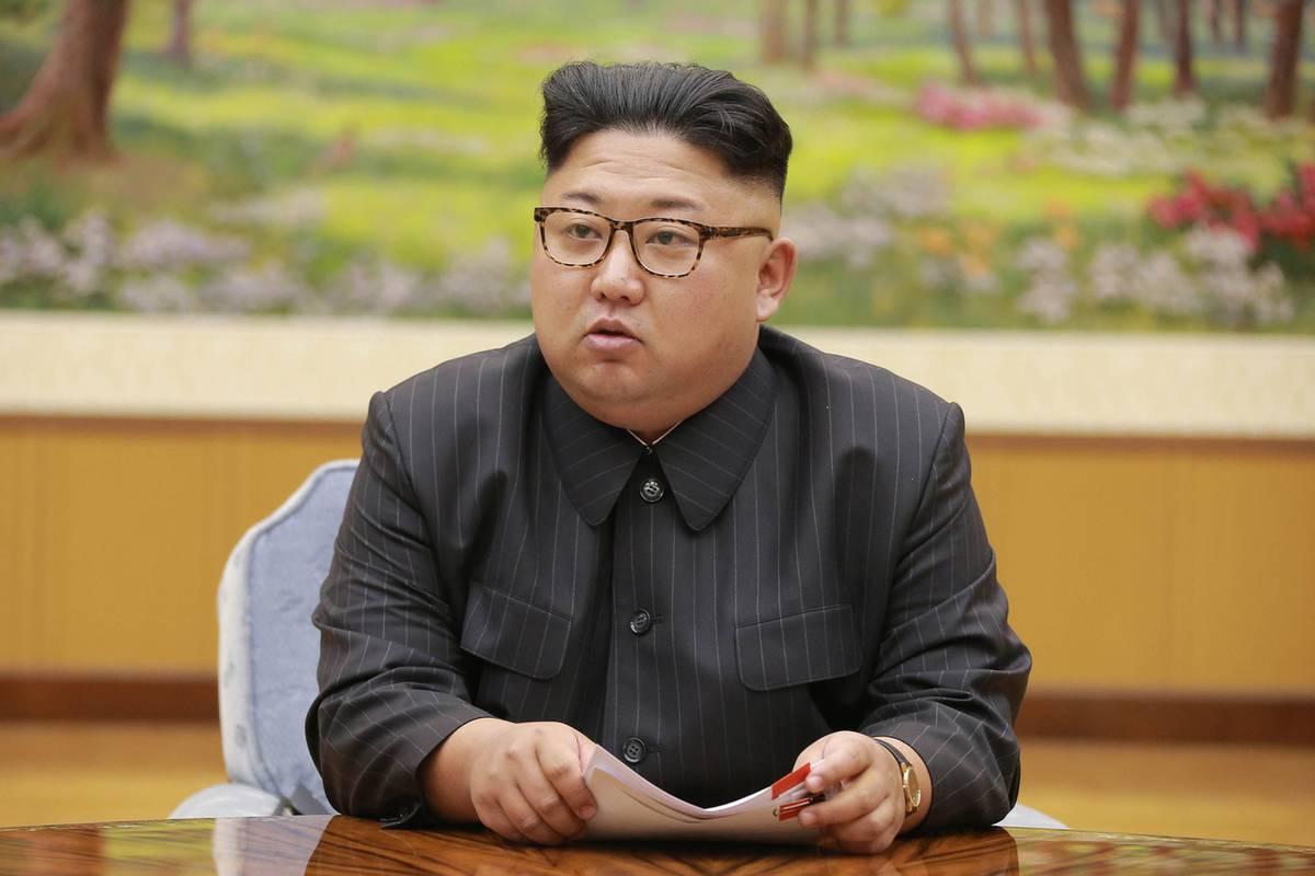Ким Чен Ын заявил об уничтожении ядерного полигона в КНДР