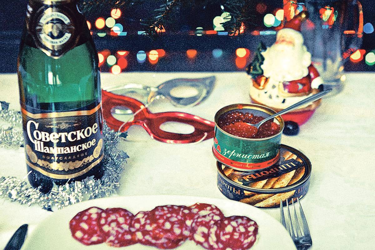 Назад в СССР: Почему советские люди так любили новогодние праздники?