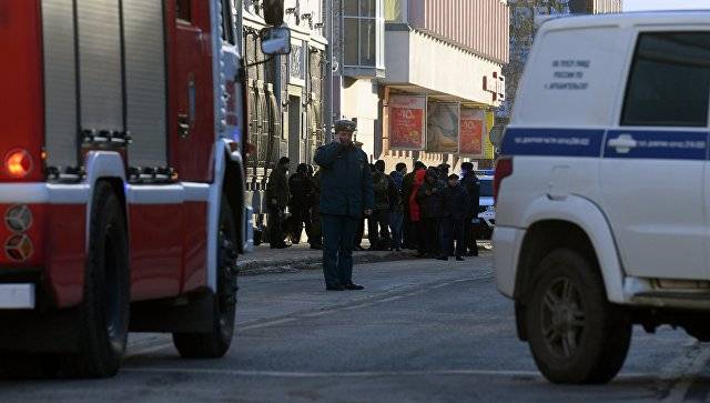 В Архангельске неизвестный террорист взорвал бомбу в здании ФСБ