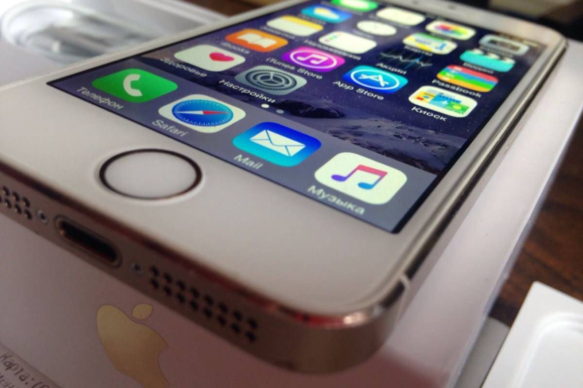 Apple iPhone 5 теперь считается устаревшим