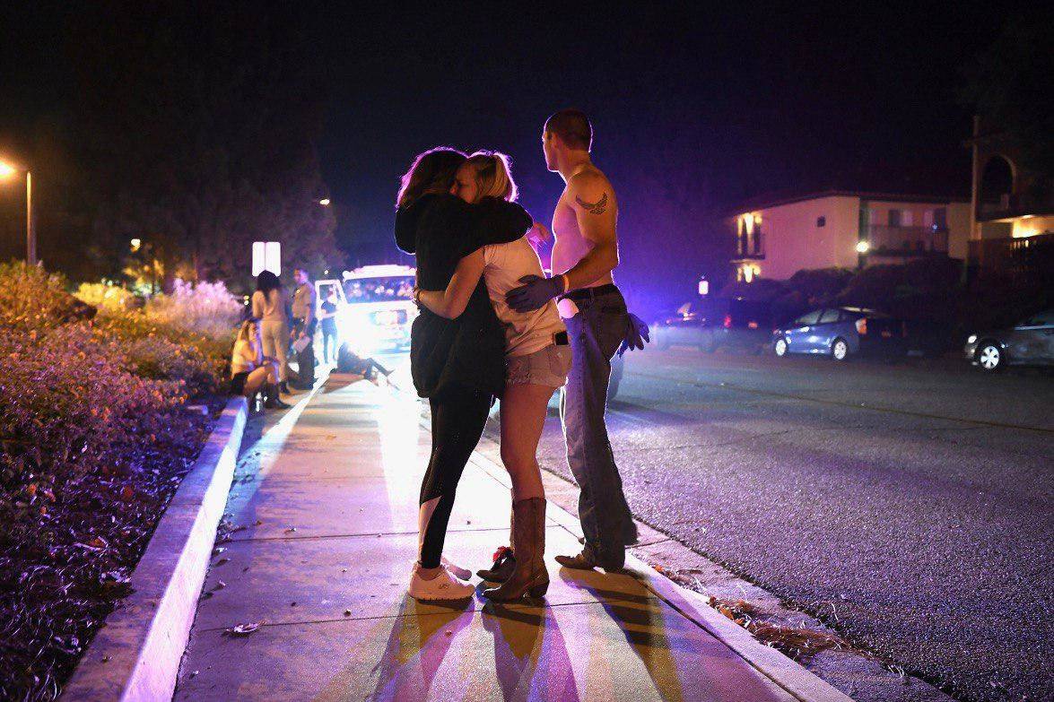 В Калифорнии морпех  в отставке застрелил 12 человек в баре