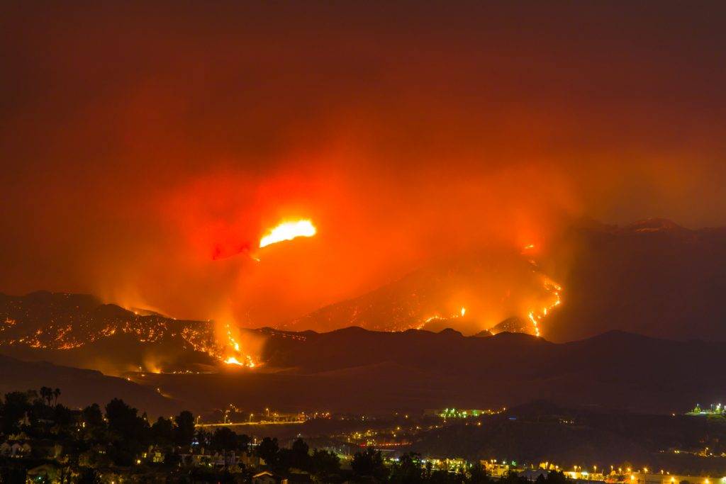 Число жертв лесных пожаров в Калифорнии продолжает расти