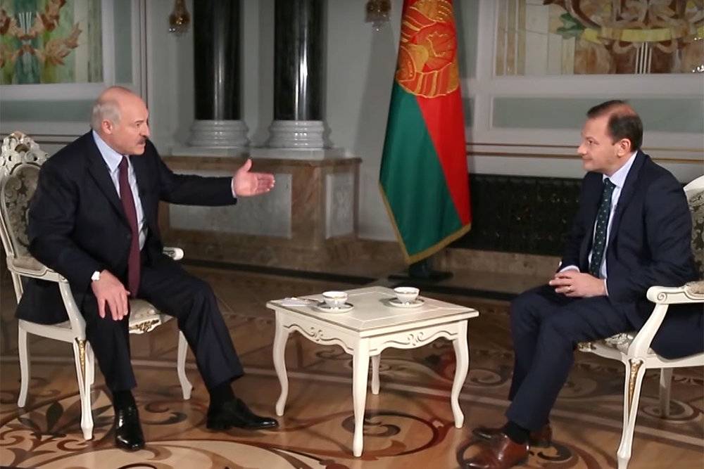 Лукашенко заявил, что Белоруссию хотят затащить в НАТО