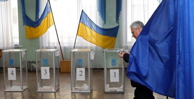 Почему Украина закрыла избирательные участки в России