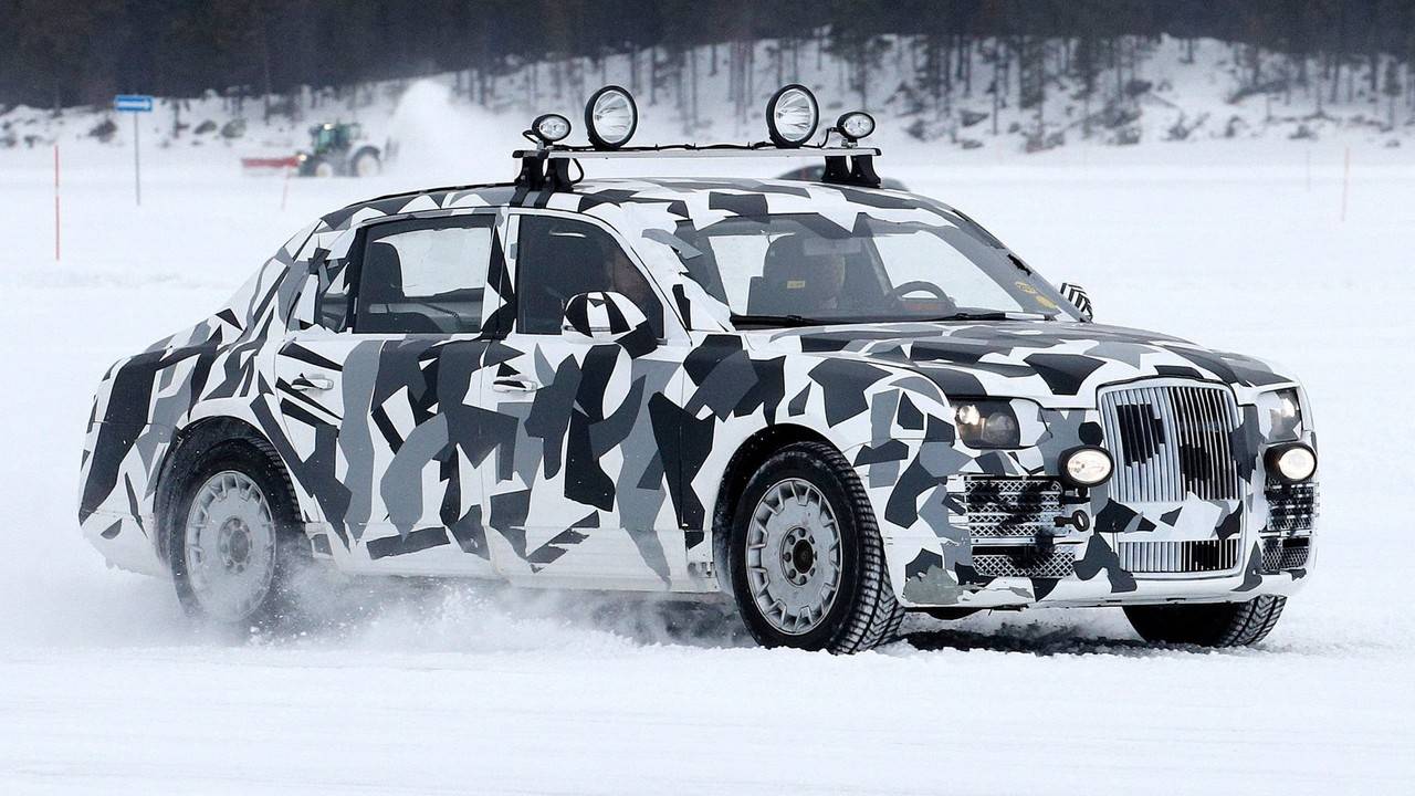 Президентский лимузин Aurus испытали на 50-градусном морозе