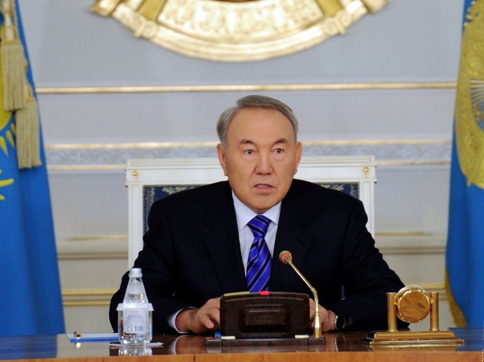 Президент Казахстана Нурсултан Назарбаев сложил свои полномочия.
