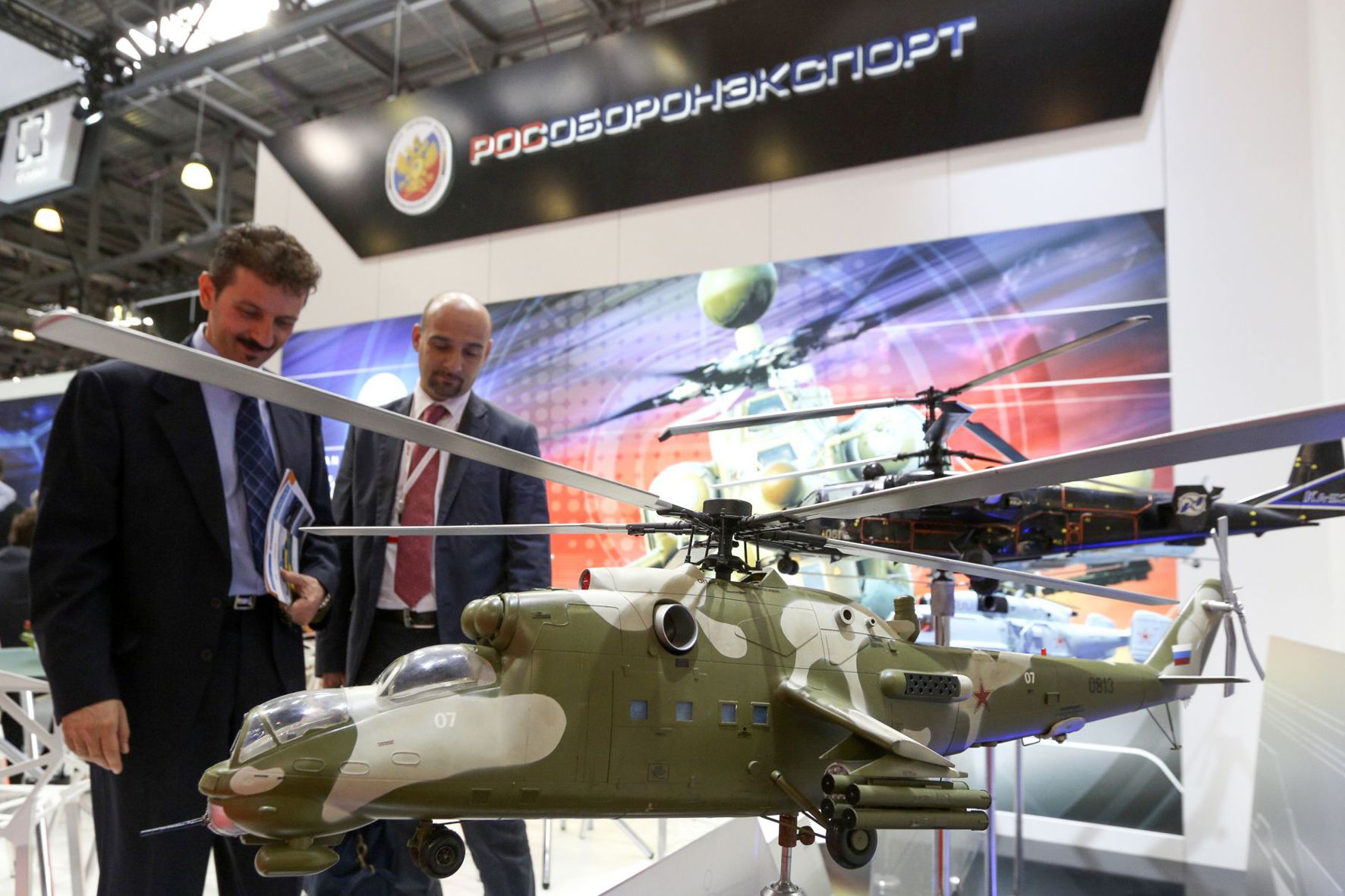 Россия отказывается от использования SWIFT и доллара в сделках по продаже вооружения
