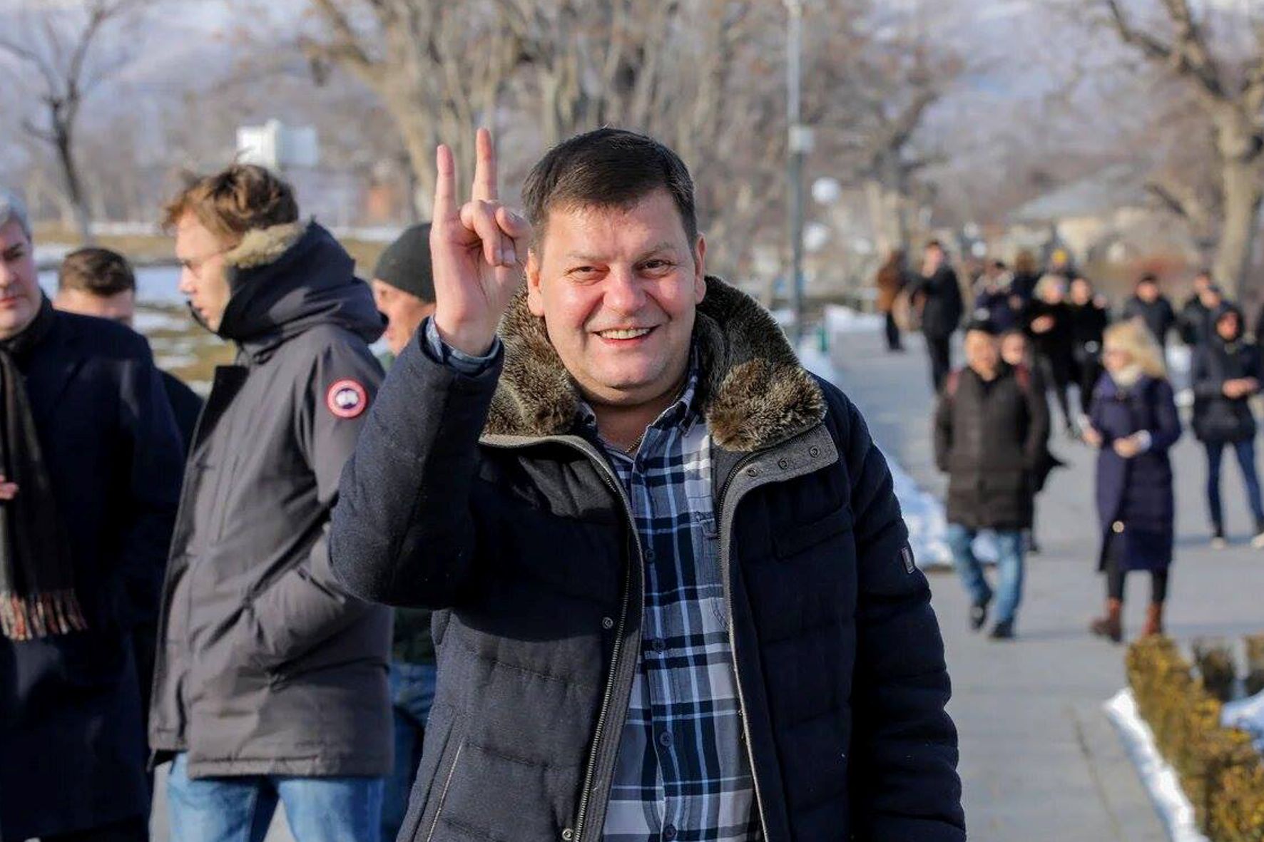 Новая украинская власть снимает запреты на въезд политическим оппонентам