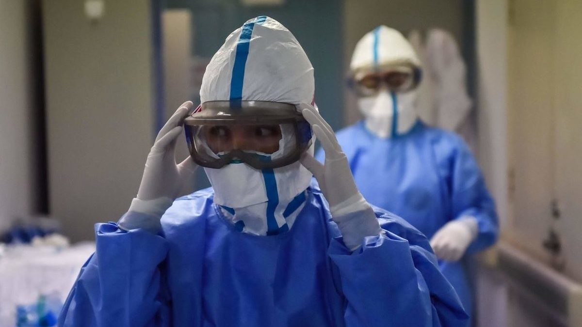 В России началась третья волна коронавируса