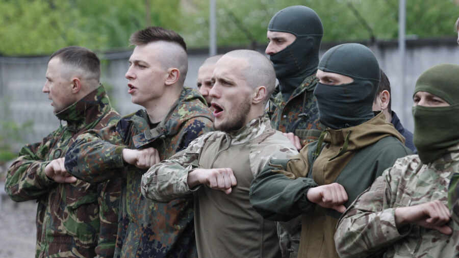 Украина стянула войска к границе Приднестровья