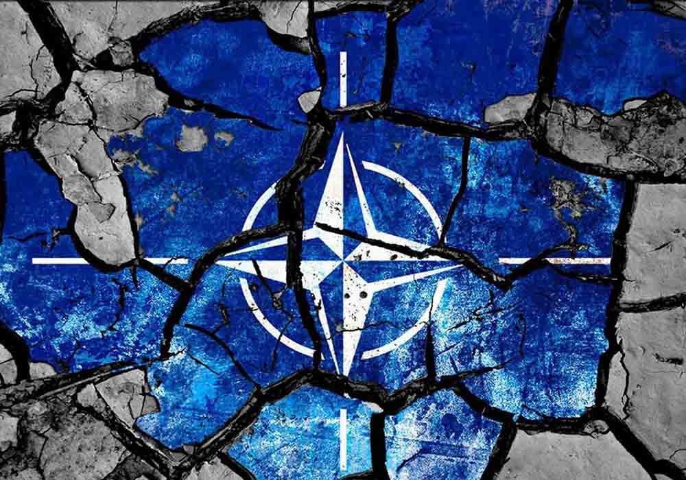 Прибалтику могут исключить из НАТО