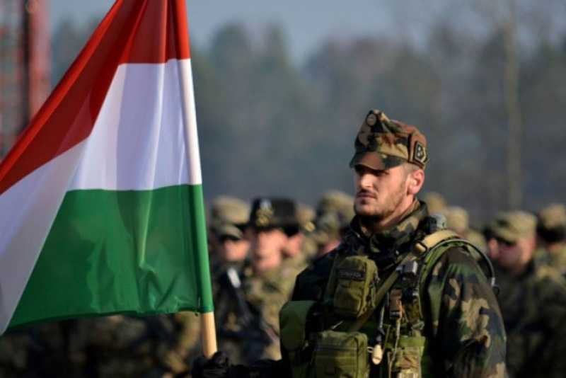 Венгрия отказала в размещении американским военным