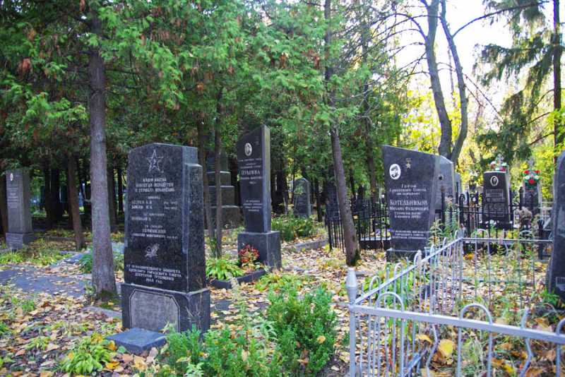 Оскопление памяти. Киев заставляют забыть, кто его освободил от нацистов